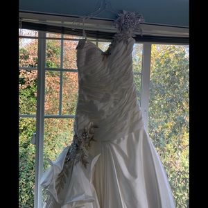 Stephen Yearick Wedding Gown
